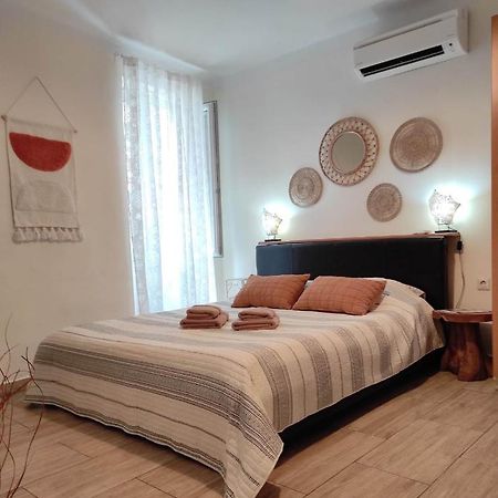 Nice Apartment In The City Center Ровінь Екстер'єр фото
